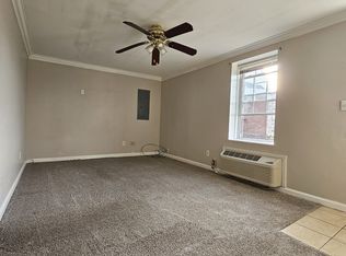 104 W 3rd Ave APT B, Lenoir City, TN 37771