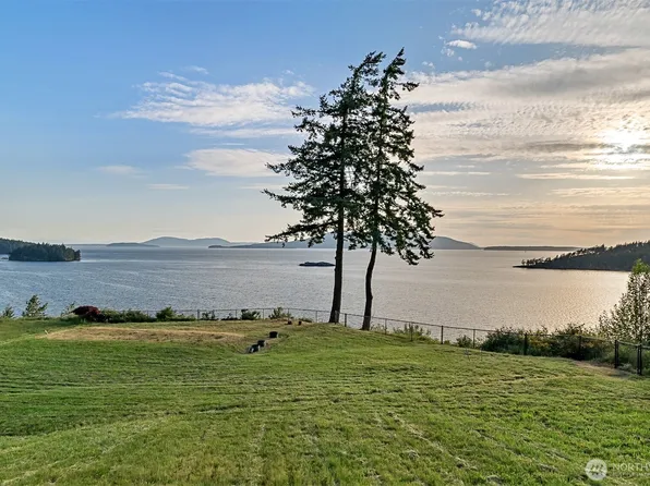 1279 Chuckanut Drive, Bellingham, WA 98229