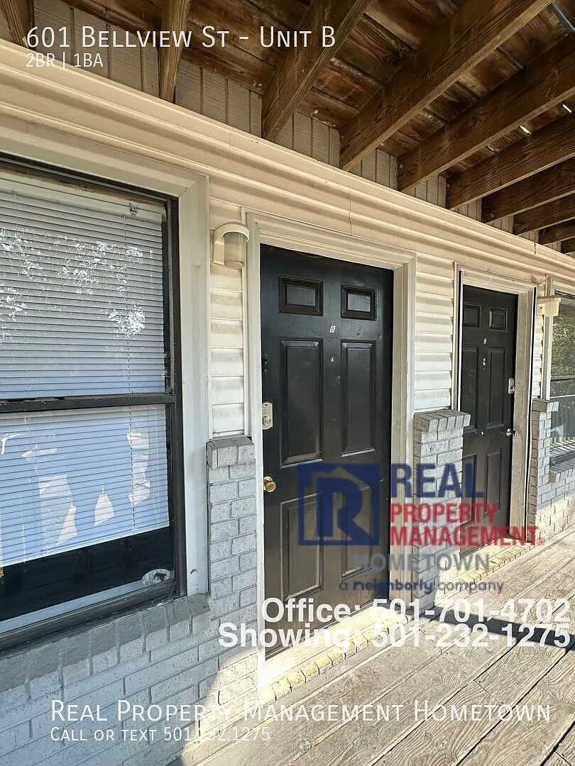 2 bed 1 bath Apartment, Near Oaklawn RaceTrack! — Photo 2