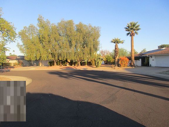 4th image of 10522 W Bellarose Dr