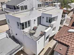 935 1st St #B, Hermosa Beach, CA 90254