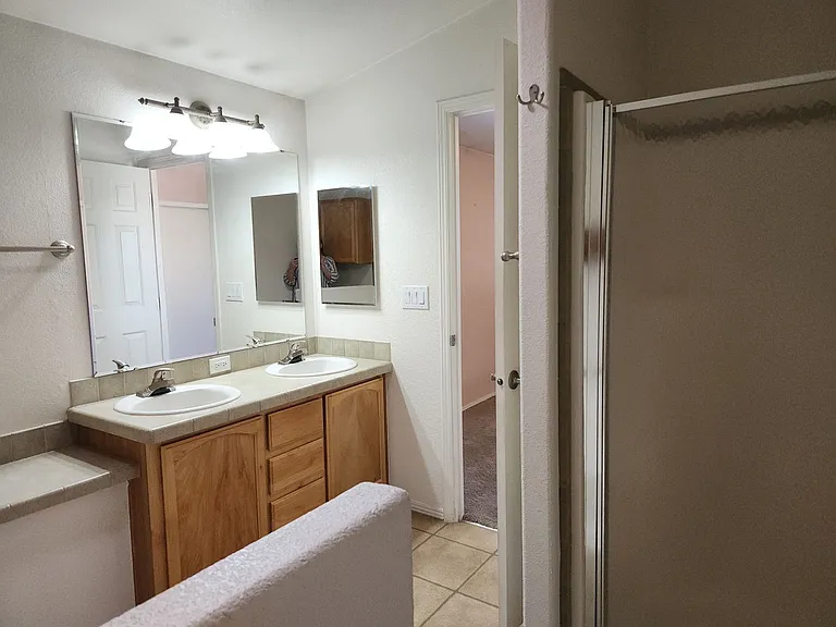600 N Spruce Cir — Photo 16