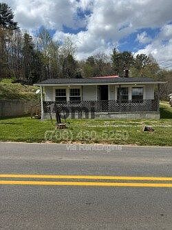 1st image of 687 Ada St