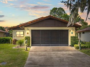 4 Lago Vista Pl, Palm Coast, FL 32164