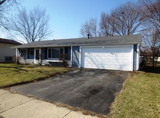 5240 Cinema Dr E, Hanover Park, IL 60133