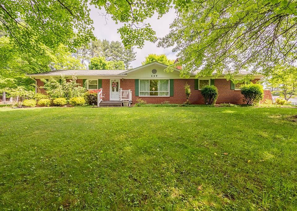 1st image of 137 Robinhood Dr