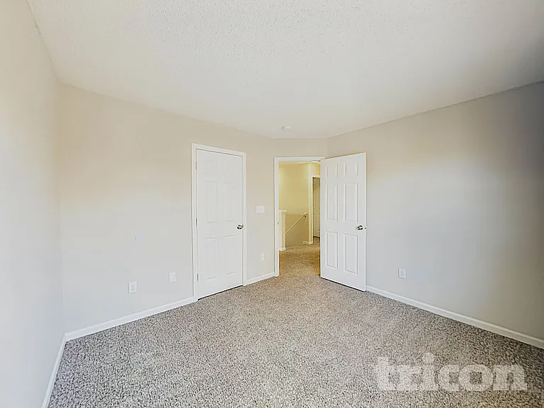 7321 Kimble Dr — Photo 9