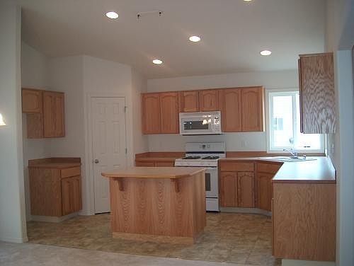 3rd image of 17705 NE 20th St