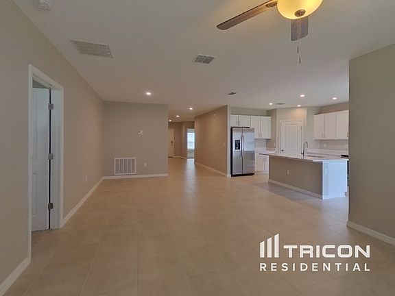 2nd image of 208 Garnet Ave