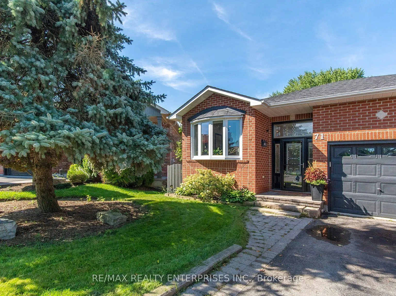 3 bed, $3,000 — Photo 2