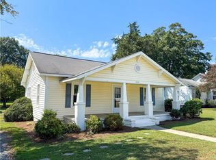 2722 Darrow Rd, Walkertown, NC 27051