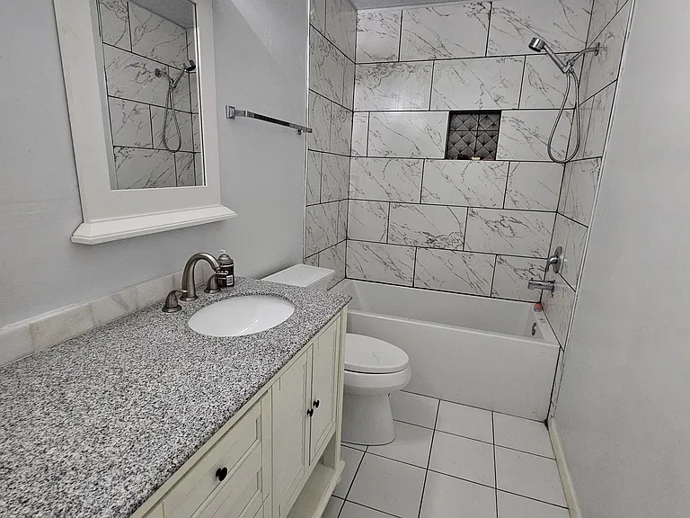 12310 Robin Meadow Cir — Photo 20