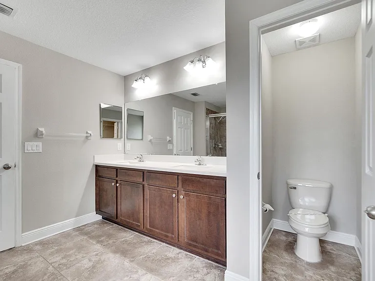 5320 Sagecrest Dr — Photo 28