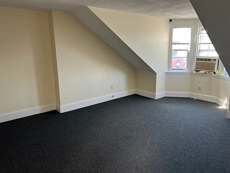 672 Massachusetts Ave #5 — Photo 6