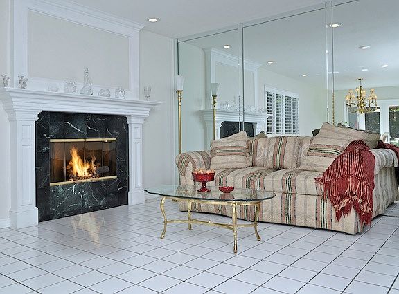 4th image of 4559 Canoga Dr