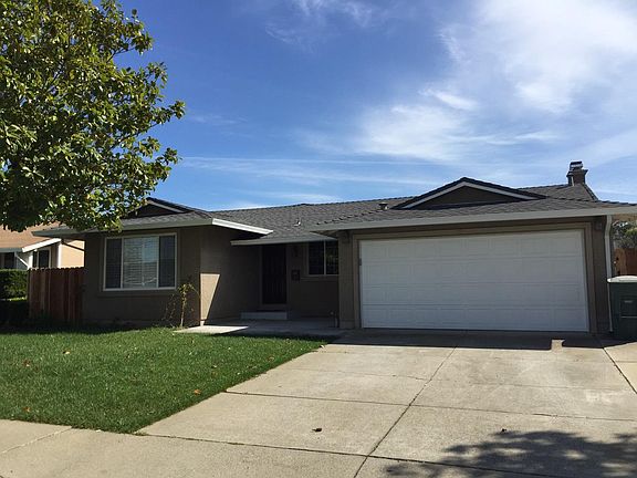 2nd image of 2465 Medallion Dr
