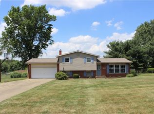 3765 Dauphin Dr NE, Canton, OH