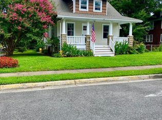 3100 Varnum St, Mount Rainier, MD 20712