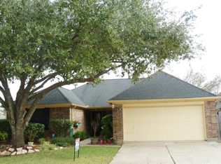 2209 Lady Leslie Ln, Pearland, TX 77581