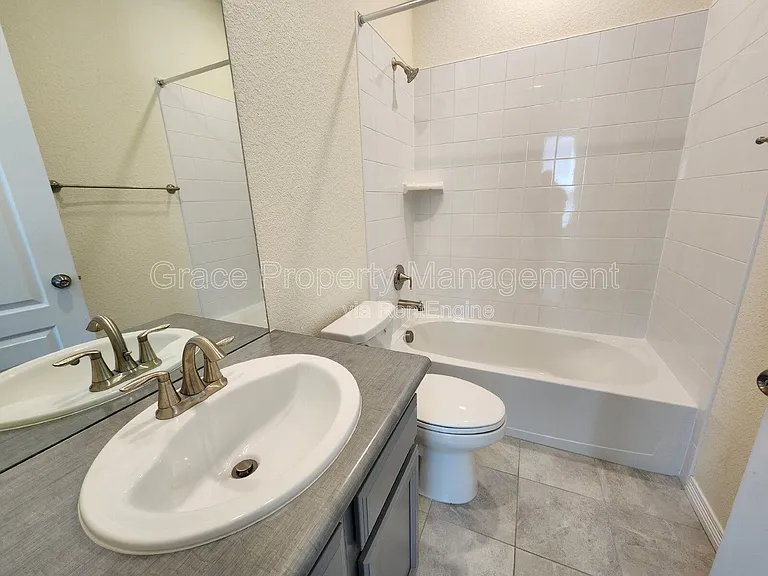 808 Byrd Dr — Photo 5