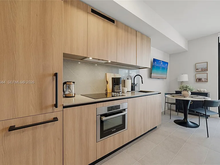 121 NE 5th St #2604 — Photo 7