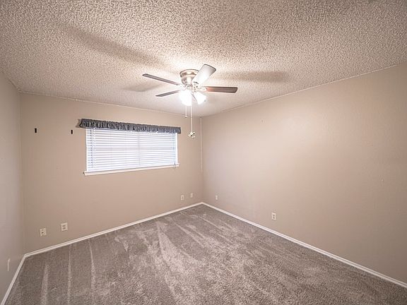 5th image of 4704 Preston Dr