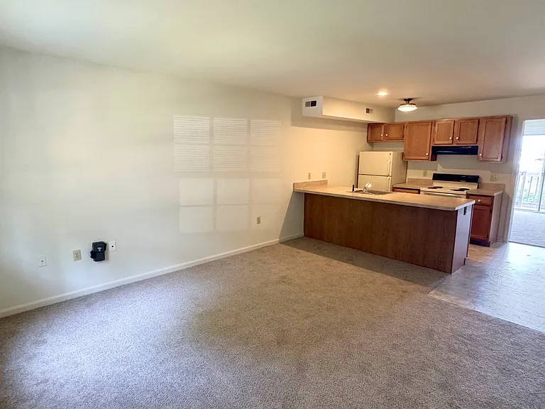54 Westpointe Dr #54 — Photo 6