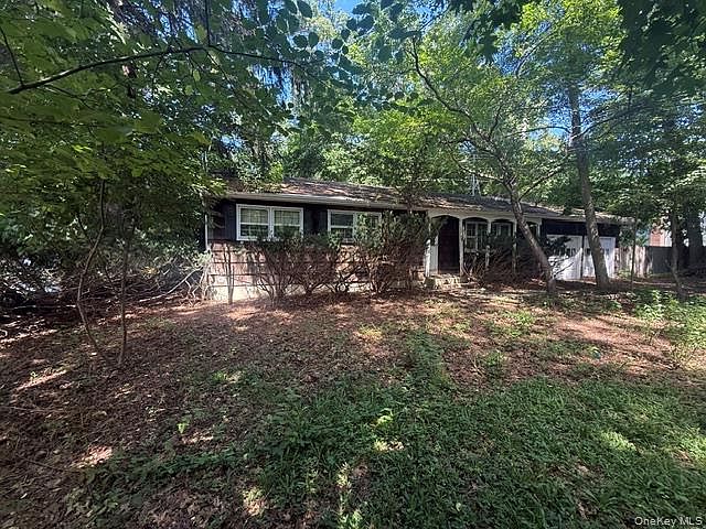 1st image of 165 Hickory Lane