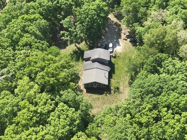 28749 Jet Rd, Macon, MO 63552