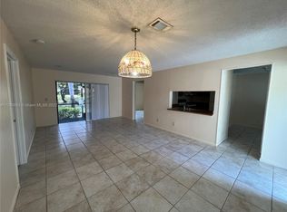 9605 NW 4th St #1C, Pompano Beach, FL 33071