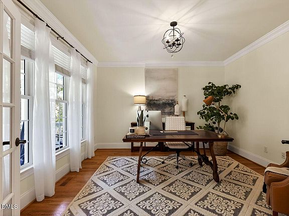 4th image of 505 Chrismill Ln