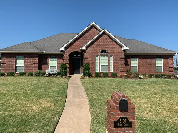 5107 High Dr, Texarkana, TX 75503