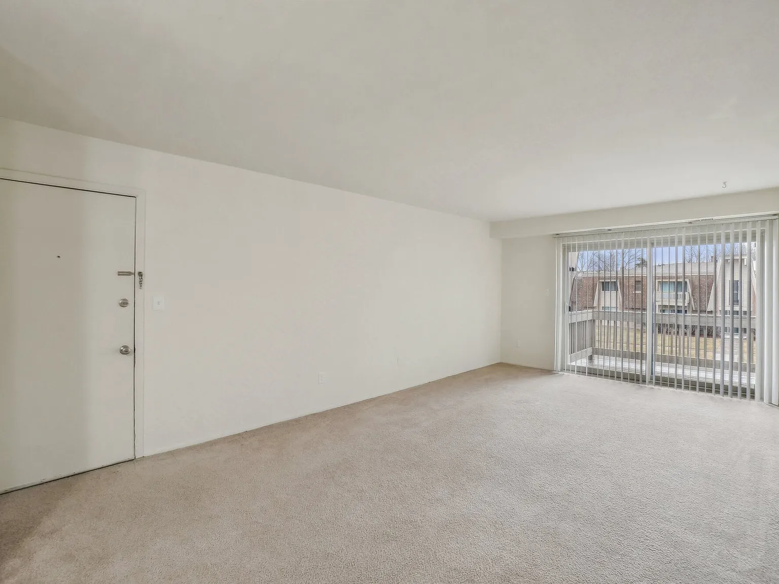 Orleans Place Apartments — Photo 4