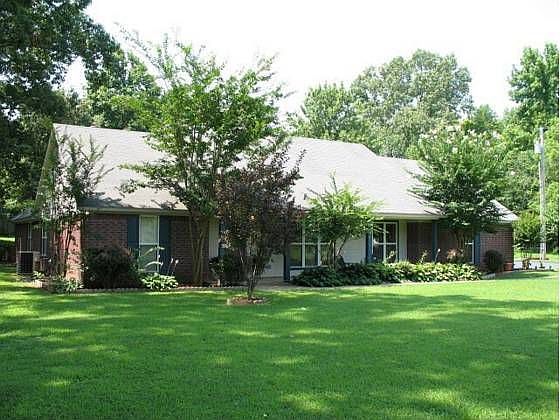 1st image of 2505 Thousand Oaks Dr