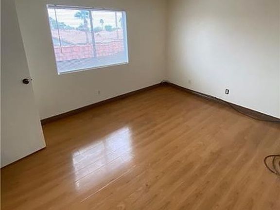 5th image of 2933 Siki Ct Unit 4