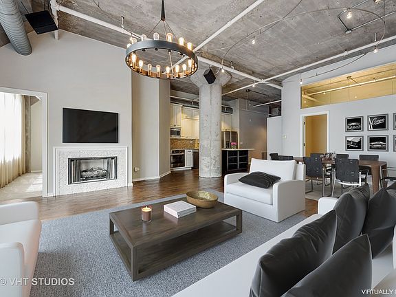 3rd image of 360 W Illinois St APT 4D