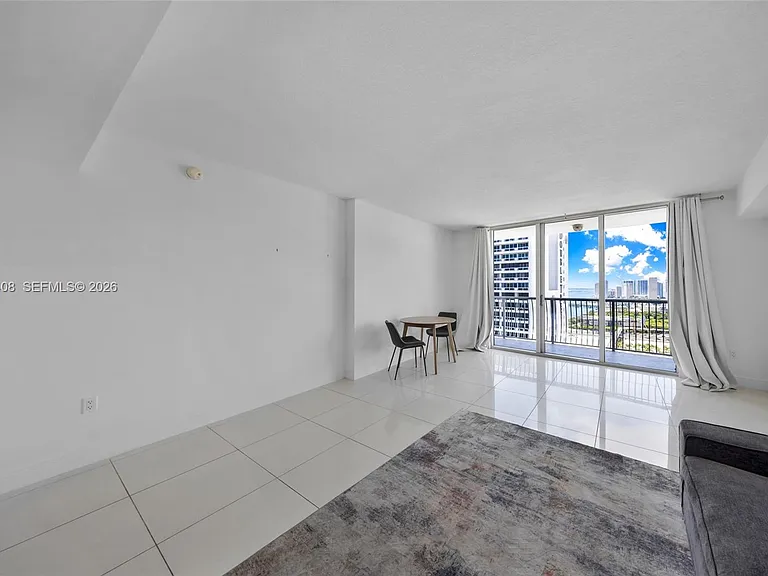 1750 N Bayshore Dr #3308 — Photo 5