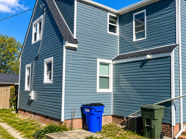 2914 Peronne Ave — Photo 13