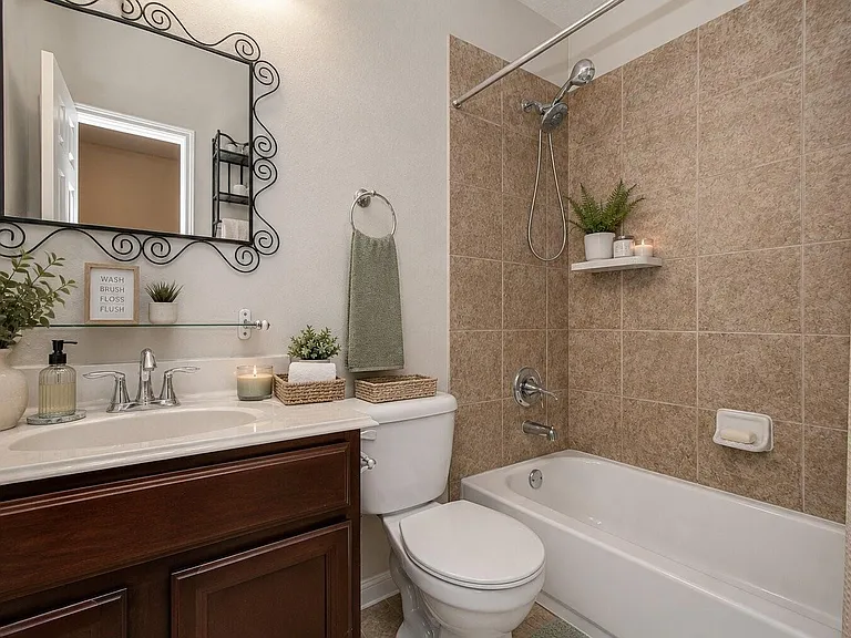 302 Trillium Dr — Photo 19