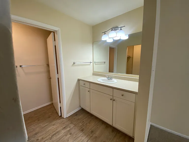 Forestbrook Apartments — Photo 51