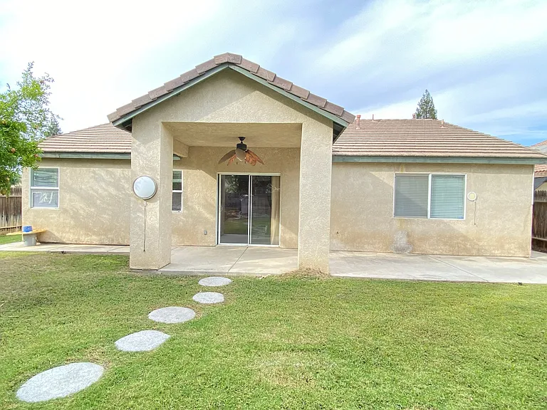 10200 Pyramid Peak Dr — Photo 15