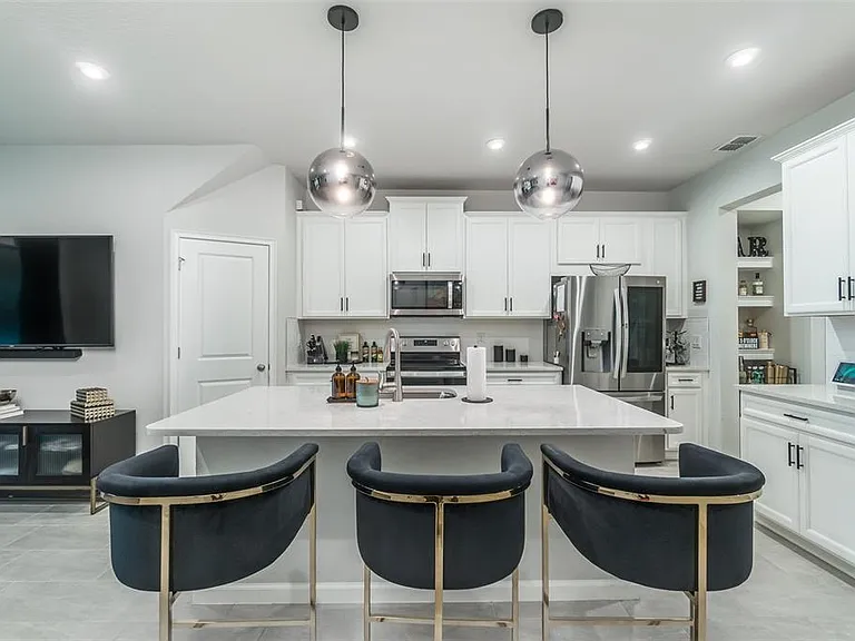 8518 Primrose Willow Pl — Photo 6