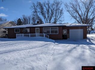 442 1st Ave SW, Winnebago, MN 56098