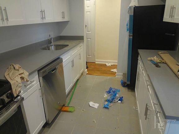 3rd image of 4850 38th St #H