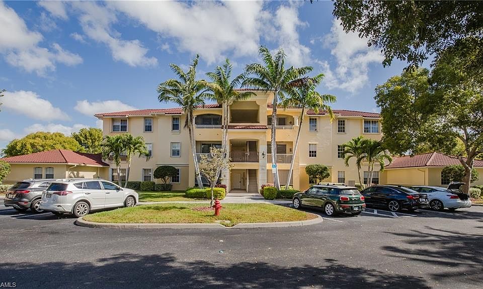 1st image of 1522 SW 50th St APT 101