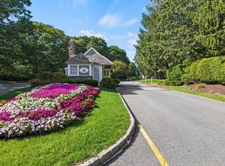 40 Blueberry Path, Yarmouth Port, MA 02675