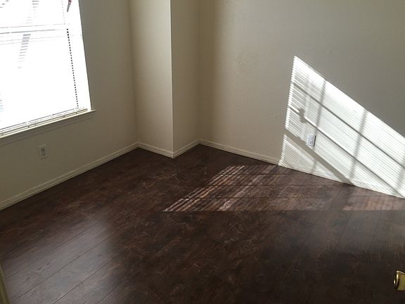 5th image of 536 Chelwood Park Blvd NE APT 5