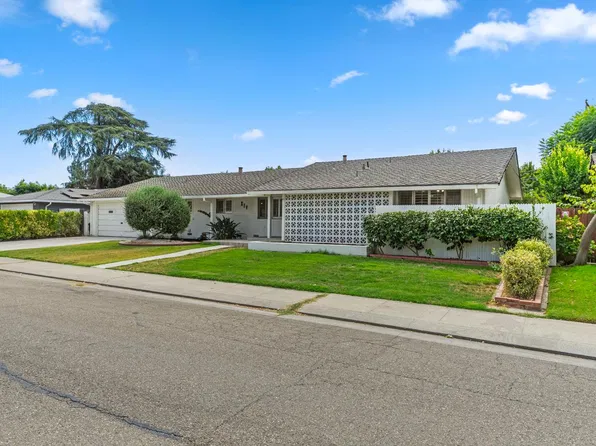 14 W Canterbury Dr, Stockton, CA 95207