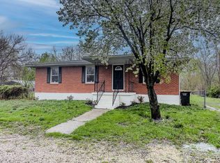 8336 Broadway St, New Bloomfield, MO 65063