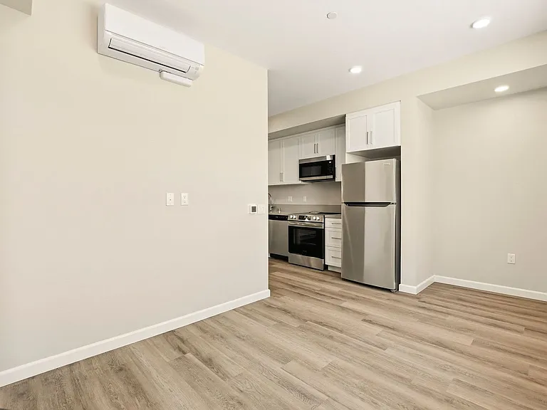 Erra Hillcrest — Photo 38